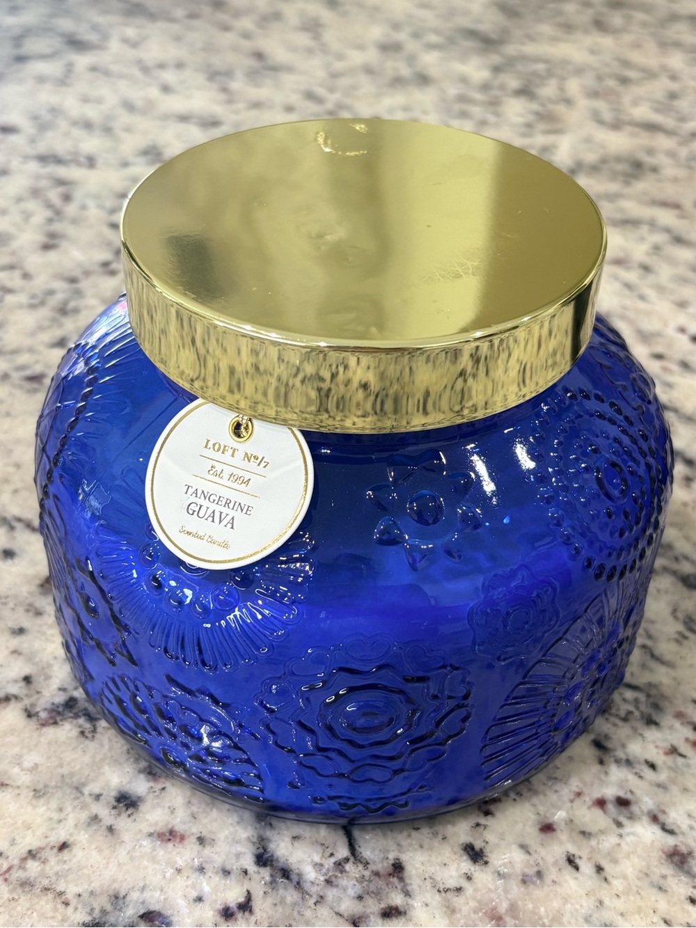 Loft No. 7 Tangerine & Guava Scent Candle 40 oz